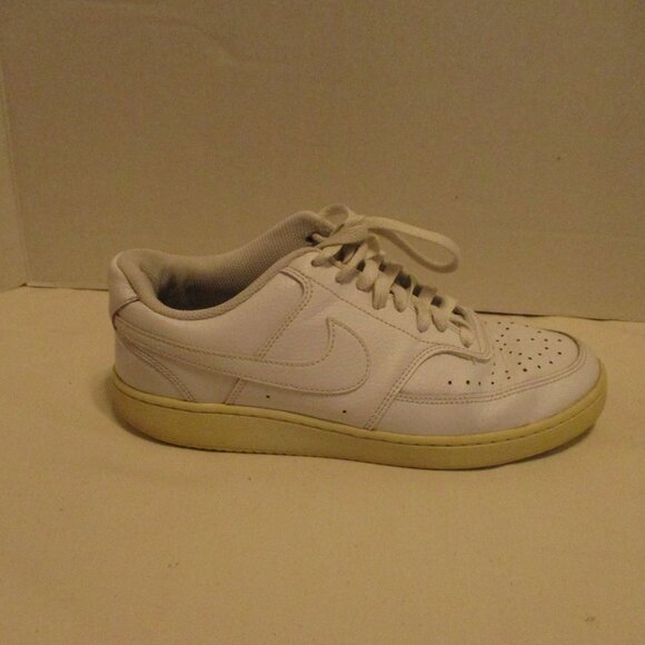 Nike Woman Size 9.5 White Lace Up Outdoor Shoes Sneakers - Picture 7 of 12